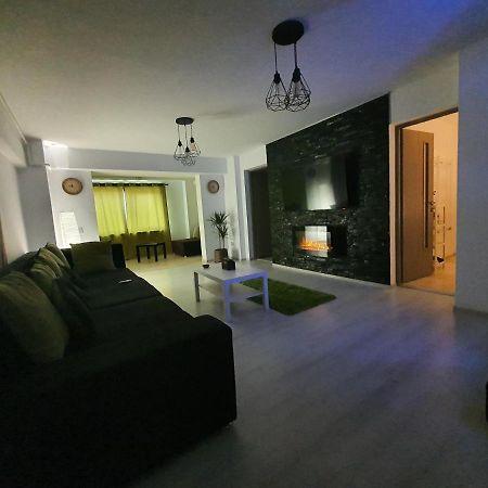 Gmg Residence Tergovistye Kültér fotó